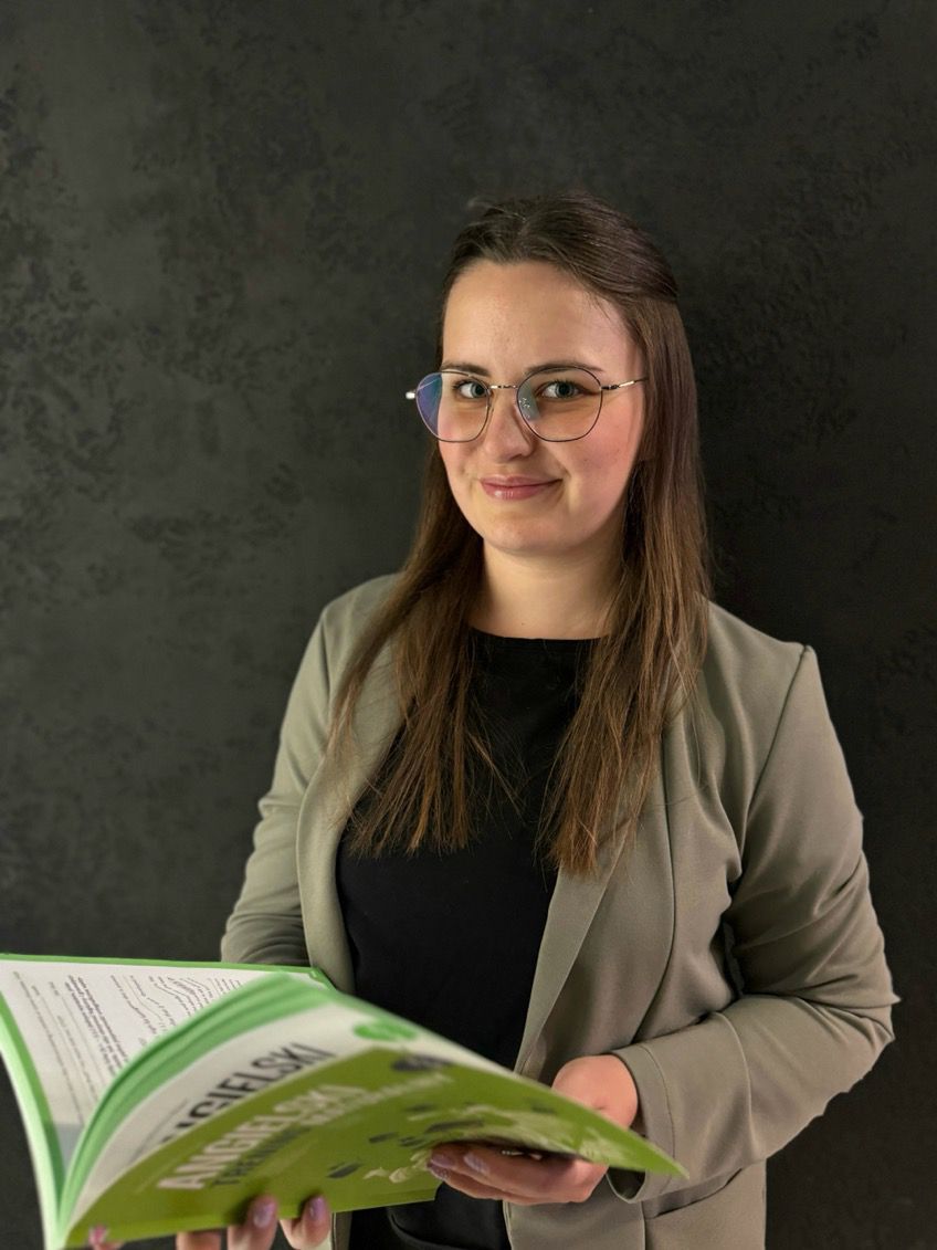 Mgr Ewelina Maciejak